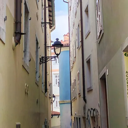 Apartament Delle Mura